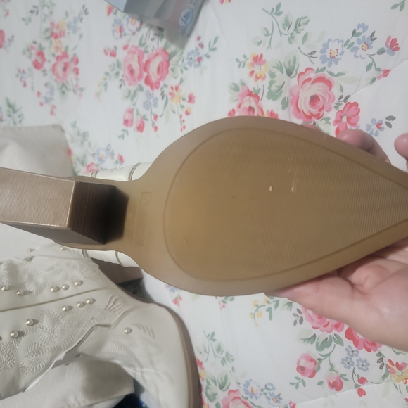 MIA Cream Embroidered Boots - Picture 3 of 4